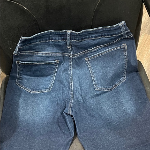 ⚡️⚡️⚡️SO Bundle of 4 jeans All colors Women's Skinny Jeans used - Picture 3 of 15